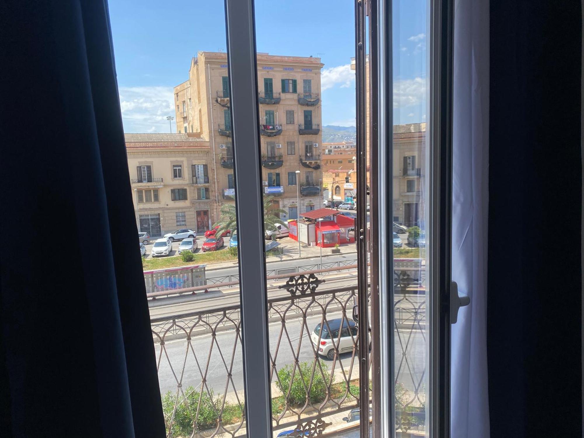 مبيت وإفطار باليرمو Onde Di Sicilia المظهر الخارجي الصورة